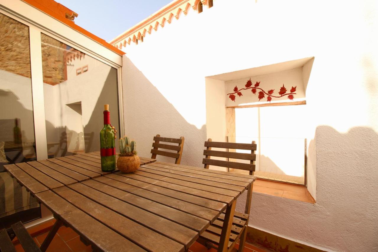 Atico Junto A La Catedral Apartment Tarragona Bagian luar foto